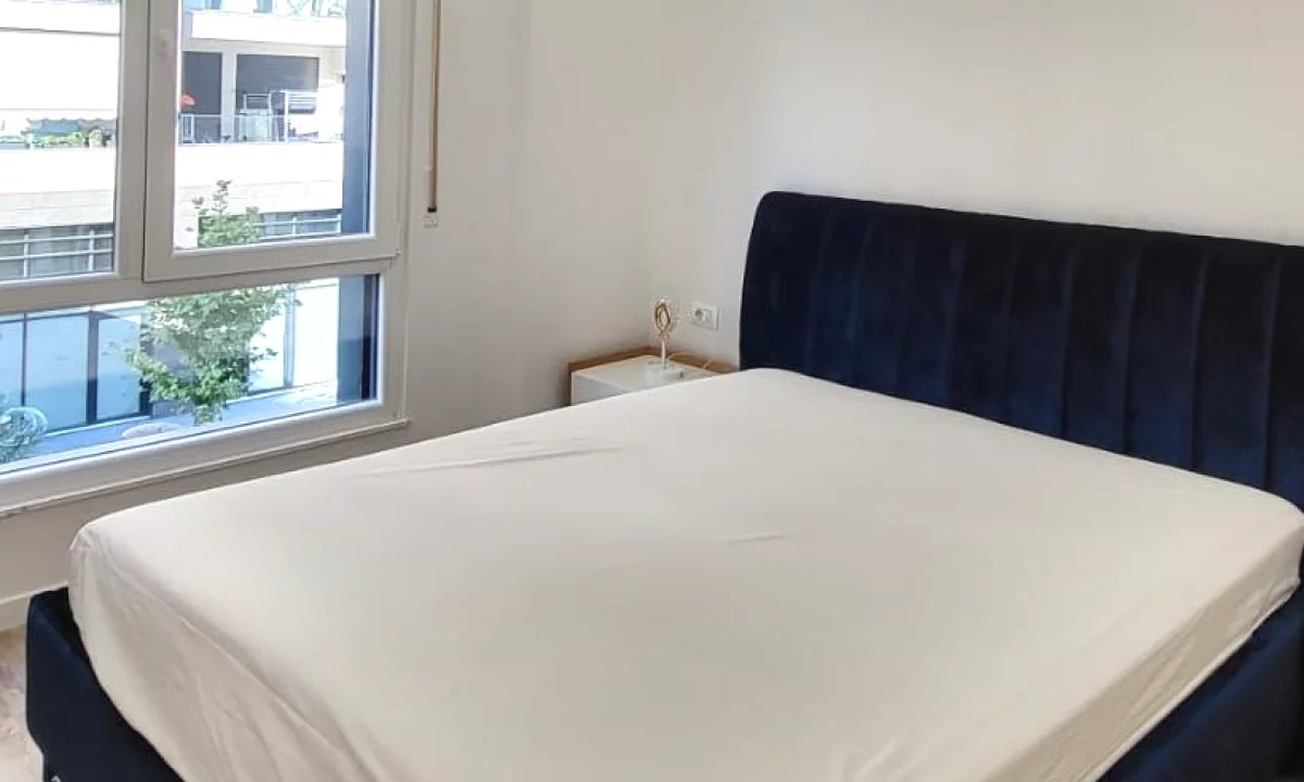 Shtepi ne shitje Apartament ne Tirane, 2+1, Mobilimi E mobiluar, Pagesa 255,000  Euro.