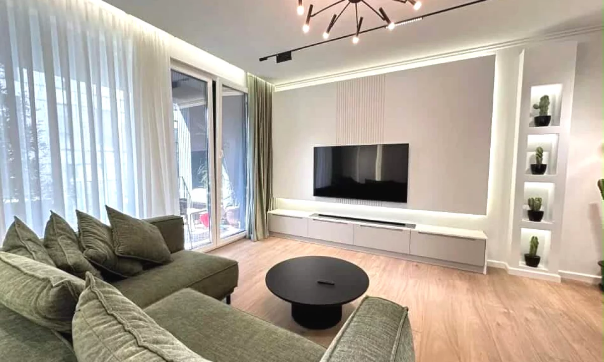 House for Rent Apartment in Tirana, 3+1, Furniture In Part, Payment 2,000  Euro.