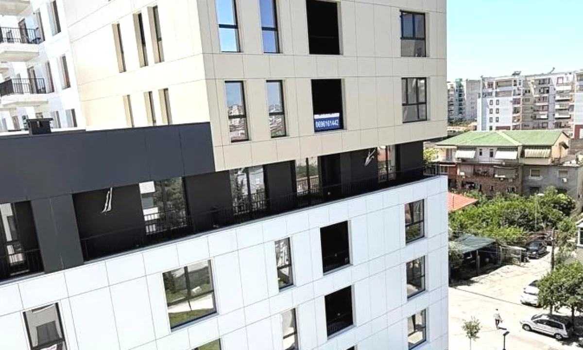 House for Sale Apartment in Tirana, 2+1, Furniture Emty, Payment 245,000  Euro.