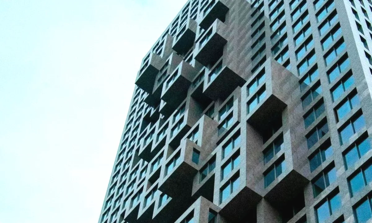 Shtepi me qera Apartament ne Tirane, 2+1, Mobilimi Bosh, pa mobiluar, Pagesa 2,975  Euro.
