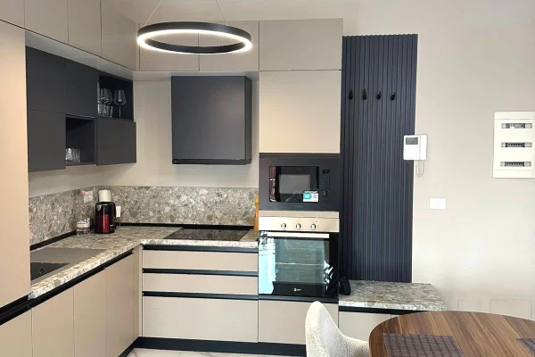 House for Rent Apartment in Tirana, 3+1, Furniture Furnished, Payment 150,000  Leke.