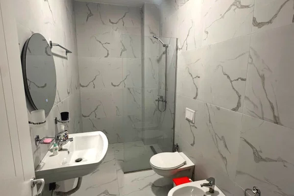 House for Rent Apartment in Tirana, 3+1, Furniture Furnished, Payment 150,000  Leke.
