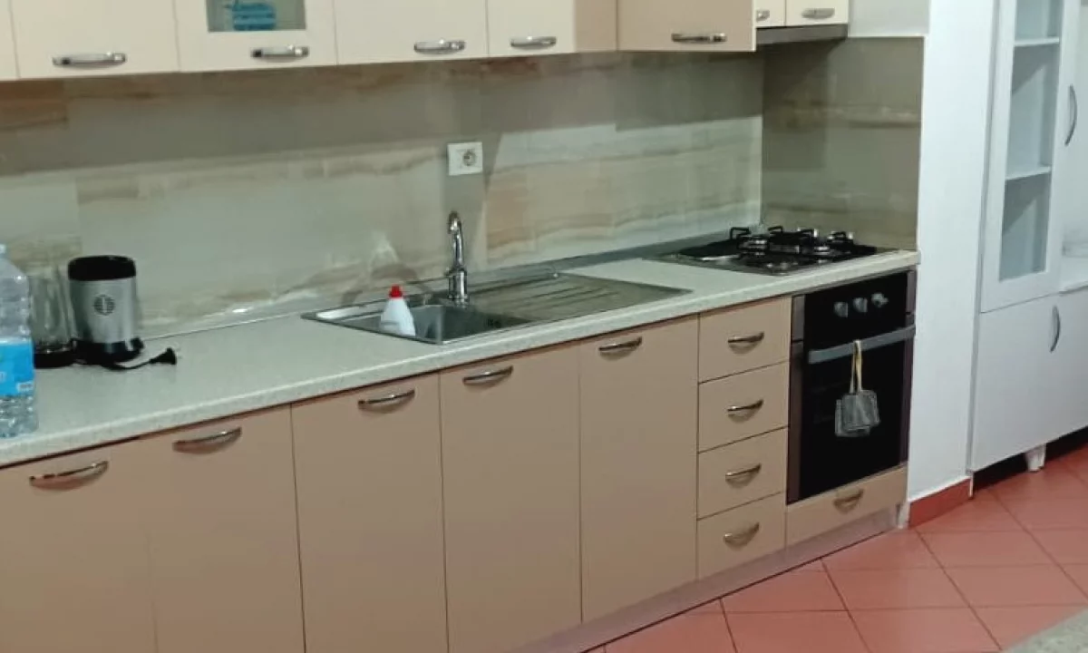 House for Rent Apartment in Tirana, 2+1, Furniture Furnished, Payment 45,000  Leke.