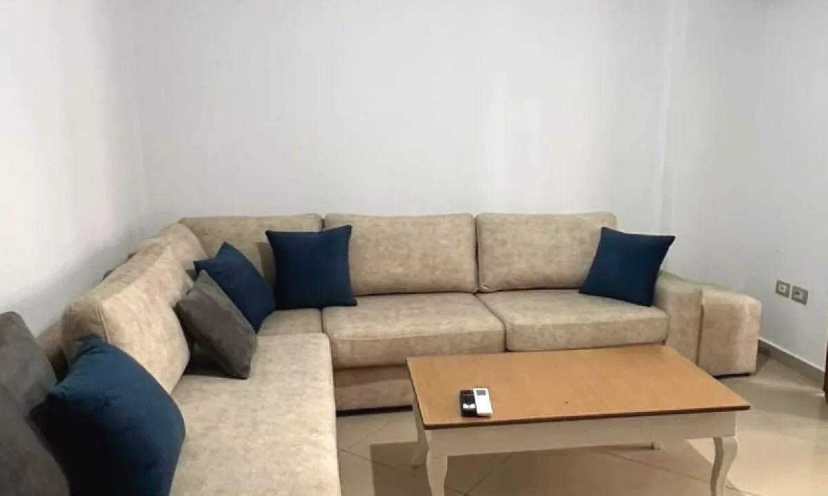 Shtepi me qera Apartament ne Tirane, 1+1, Mobilimi E mobiluar, Pagesa 45,500  Leke.