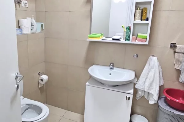 House for Rent Apartment in Tirana, 2+1, Furniture Furnished, Payment 100,000  Leke.