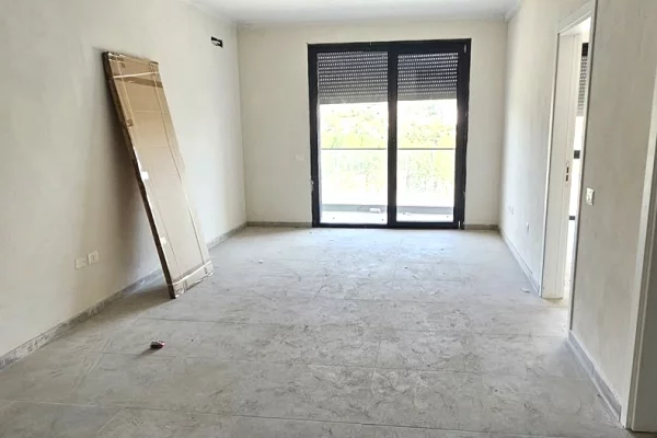 🏢 JEPET ME QIRA AMBIENT ZYRE – LIQENI I THATE | MET INVEST ✨