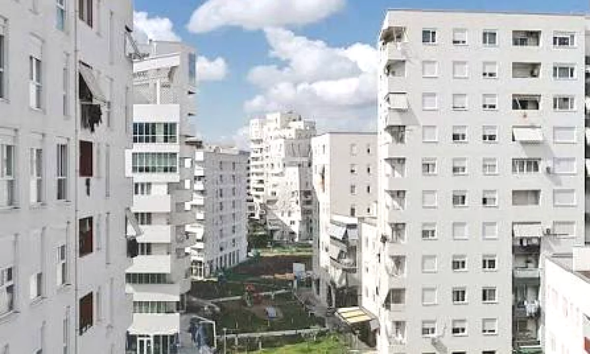 House for Sale Apartment in Tirana, 2+1, Furniture Emty, Payment 190,000  Euro.