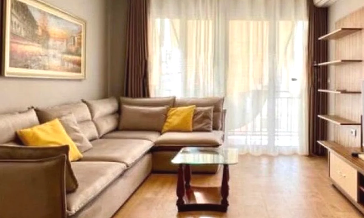 Shtepi me qera Apartament ne Tirane, 2+1, Mobilimi E mobiluar, Pagesa 75,000  Leke.