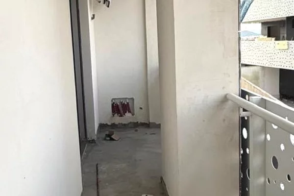 House for Sale Apartment in Tirana, 2+1, Furniture Emty, Payment 279,250  Euro.