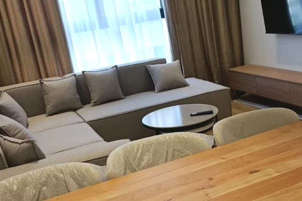 House for Rent 2+1 in Tirana - 80,000 Leke