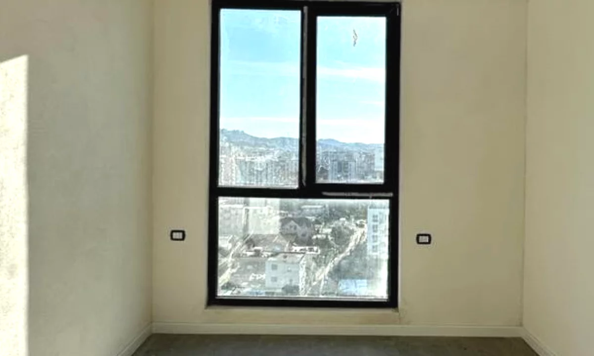 Shtepi ne shitje Apartament ne Tirane, 2+1, Mobilimi Bosh, pa mobiluar, Pagesa 195,000  Euro.