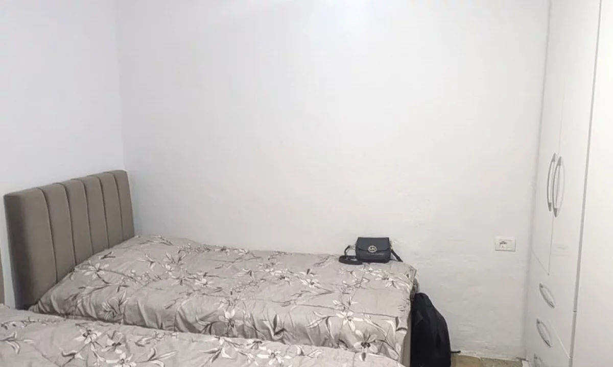 House for Rent Apartment in Tirana, 1+1, Furniture Furnished, Payment 40,000  Leke.