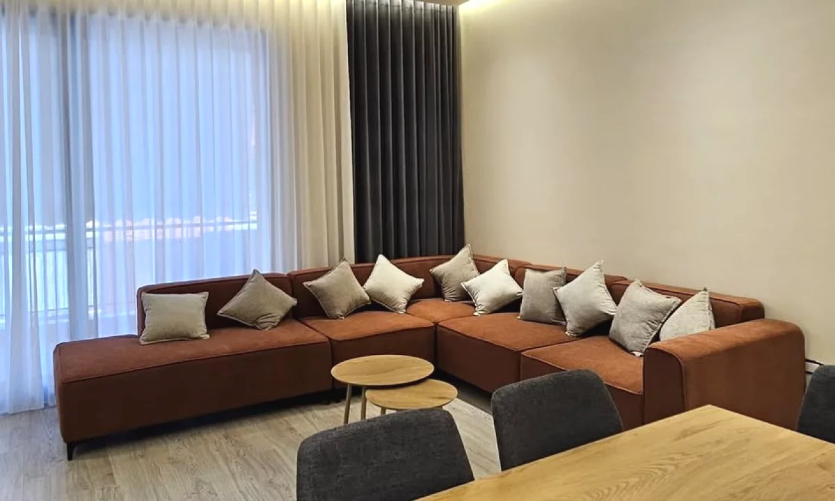 House for Rent Apartment in Tirana, 2+1, Furniture Furnished, Payment 1,600  Euro.