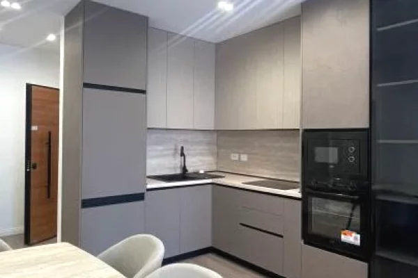 Shtepi me qera Apartament ne Tirane, 2+1, Mobilimi E mobiluar, Pagesa 90,000  Leke.
