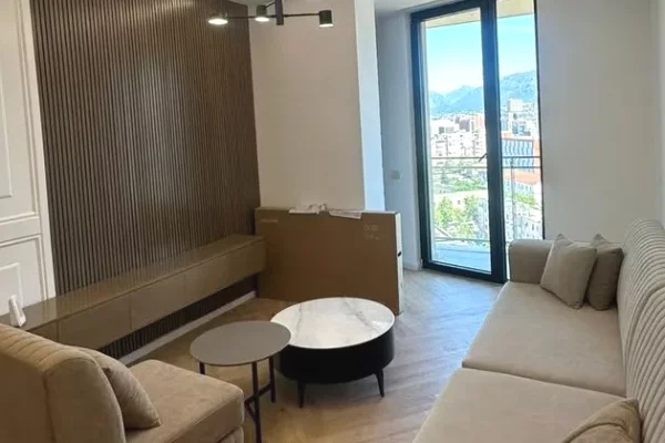 Shtepi me qera Apartament ne Tirane, 1+1, Mobilimi E mobiluar, Pagesa 759  Euro.