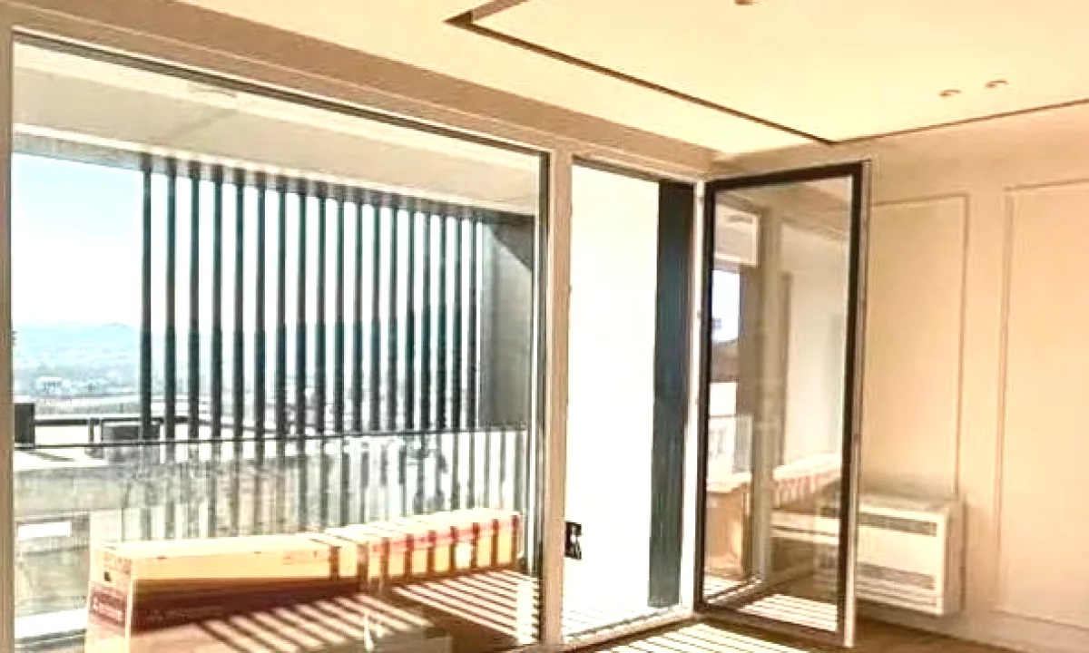 Shtepi ne shitje Apartament ne Tirane, 3+1, Mobilimi Bosh, pa mobiluar, Pagesa 365,000  Euro.