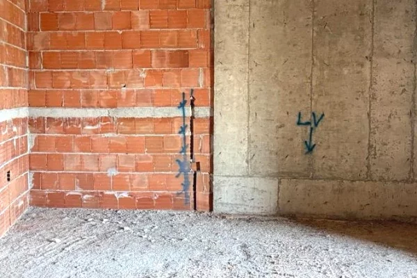 Casa in vendita Appartamento a Tirana, 1+1, Ambiente Vuoto, Pagamento 132,000  Euro.