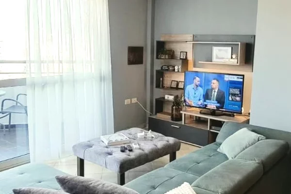 🏡 JEPET ME QIRA APARTAMENT 1+1 – KOMPLEKSI HALILI, PRANË SELVISË 📍