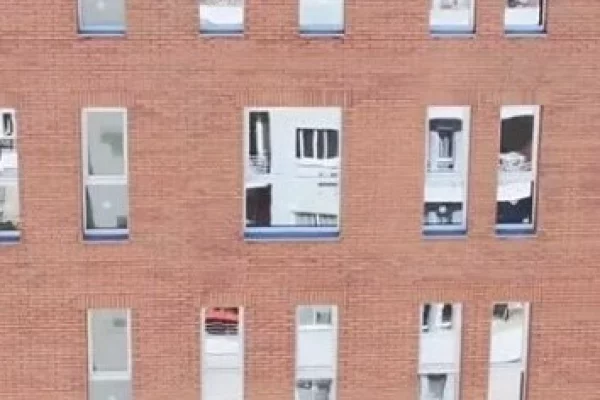 Shtepi ne shitje Apartament ne Tirane, 1+1, Mobilimi Bosh, pa mobiluar, Pagesa 105,600  Euro.