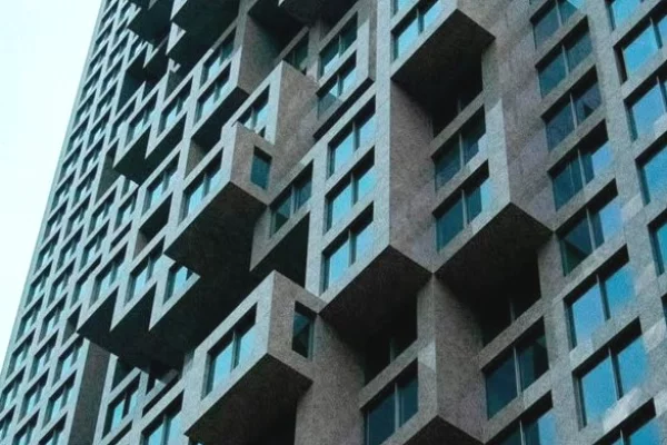 Ambient biznesi ne shitje 3+1 ne Tirane - 1,586,050 Euro
