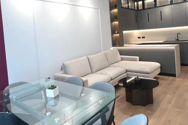 🏡 APARTAMENT 2+1 ME QIRA – KOMPLEKSI ERLI, PORCELAN