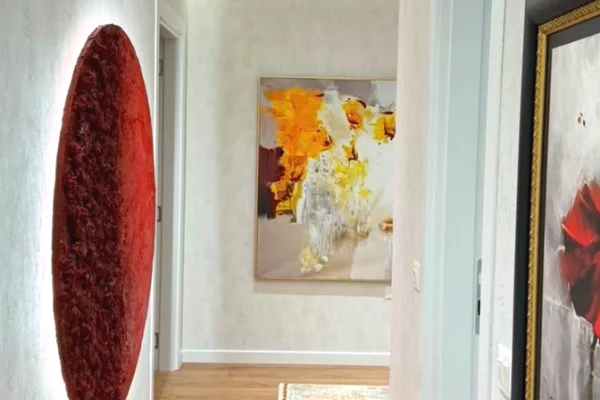 Casa in vendita Appartamento a Tirana, 2+1, Ambiente Arredato, Pagamento 259,000  Euro.