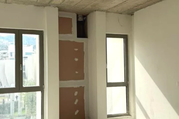 Shtepi ne shitje Apartament ne Tirane, 2+1, Mobilimi Bosh, pa mobiluar, Pagesa 39,700,000  Leke.