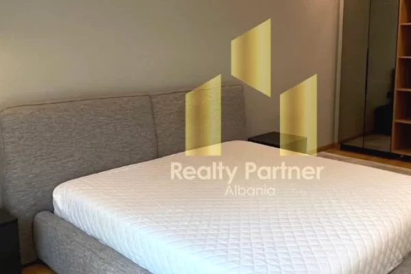 Casa in vendita Appartamento a Tirana, 2+1, Ambiente Arredato, Pagamento 600,000  Euro.