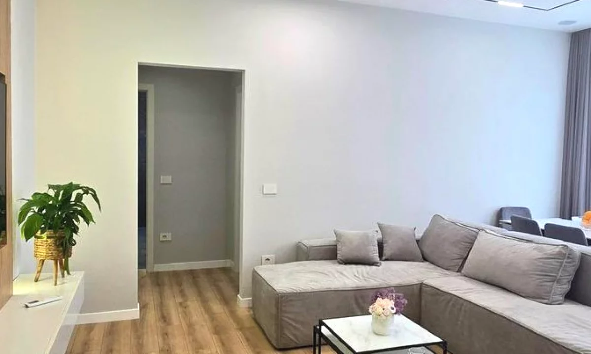 Shtepi me qera Apartament ne Tirane, 1+1, Mobilimi E mobiluar, Pagesa 1,200  Euro.