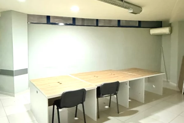 Ambient biznesi me qera 3+1 ne Tirane - 2,000 Euro