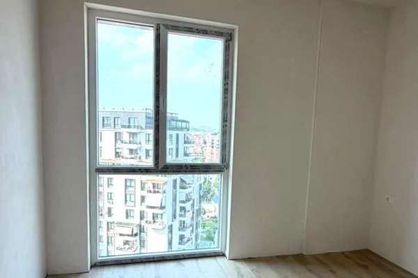 Shtepi ne shitje Apartament ne Tirane, 2+1, Mobilimi Bosh, pa mobiluar, Pagesa 167,000  Euro.