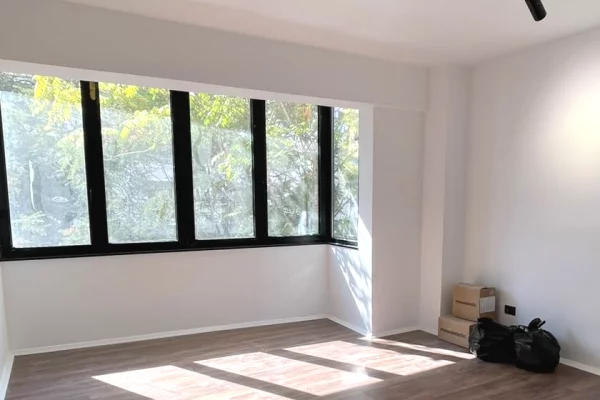 🏢✨ JEPET ME QIRA ZYRË 2+1 | PRANË SQUARE 21 ✨