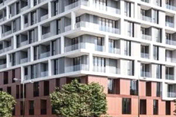 Shtepi ne shitje Apartament ne Tirane, 2+1, Mobilimi Bosh, pa mobiluar, Pagesa 155,000  Euro.