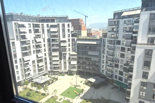 Shtepi ne shitje Apartament ne Tirane, 2+1, Mobilimi Bosh, pa mobiluar, Pagesa 146,000  Euro.