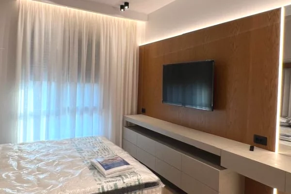 Shtepi me qera Apartament ne Tirane, 2+1, Mobilimi E mobiluar, Pagesa 100,000  Leke.