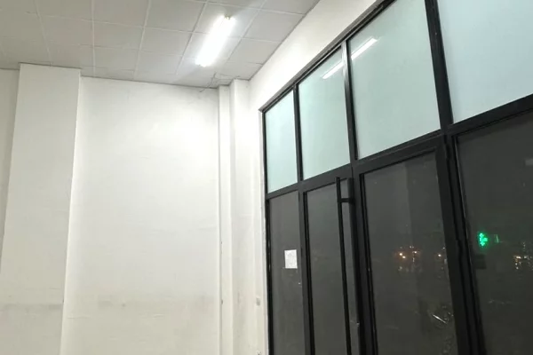 🏢 JEPET ME QIRA | DYQAN – RRUGA 5 MAJI