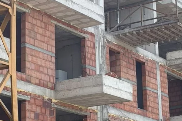  OKAZION | SHITET APARTAMENT 1+1 – KAMËZ