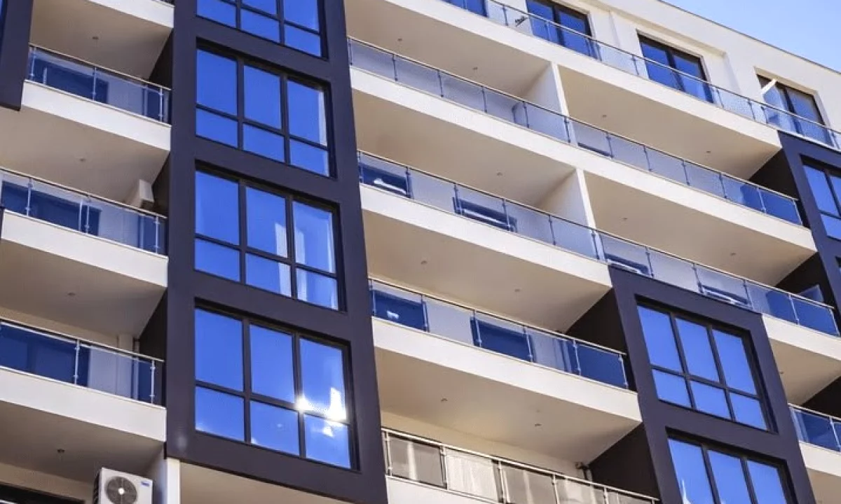 Shtepi ne shitje Apartament ne Tirane, 2+1, Mobilimi Bosh, pa mobiluar, Pagesa 20,800,000  Leke.