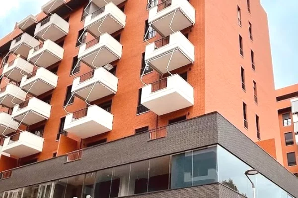 Ambient biznesi ne shitje 2+1 ne Tirane - 30,000 Euro