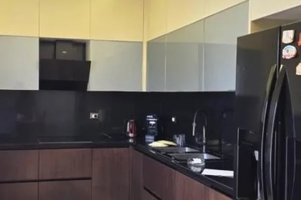 Shtepi ne shitje Apartament ne Tirane, 4+1, Mobilimi E mobiluar, Pagesa 870,000  Euro.