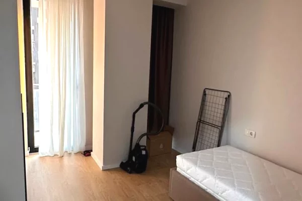 Shtepi me qera Apartament ne Tirane, 2+1, Mobilimi E mobiluar, Pagesa 1,000  Euro.