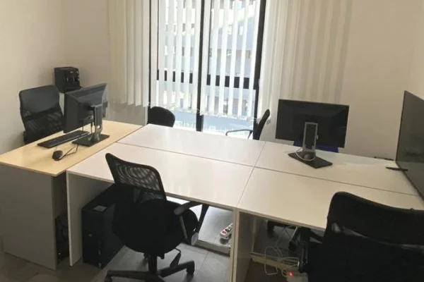 🏢 JEPET ME QIRA – ZYRE | SQUARE 21 📍 Arlis Construction, Rruga e Kavajes – Tirane
