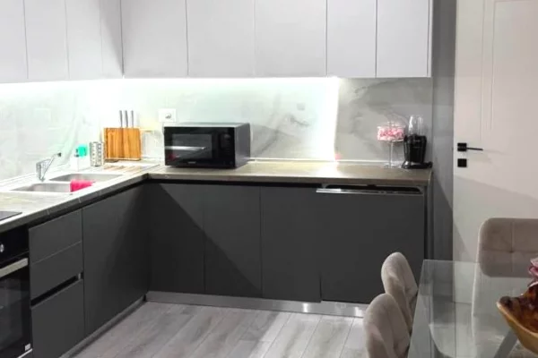 Shtepi ne shitje 1+1 ne Tirane - 185,000 Euro