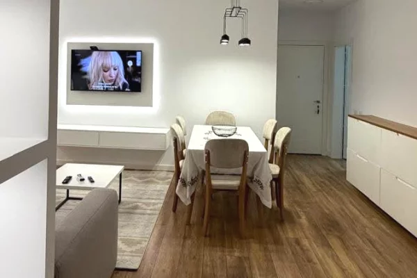 Shtepi me qera Apartament ne Tirane, 2+1, Mobilimi E mobiluar, Pagesa 60,000  Leke.