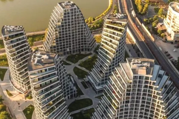 🏢 JEPET ME QIRA – AMBIENT KOMERCIAL | LAKE VIEW