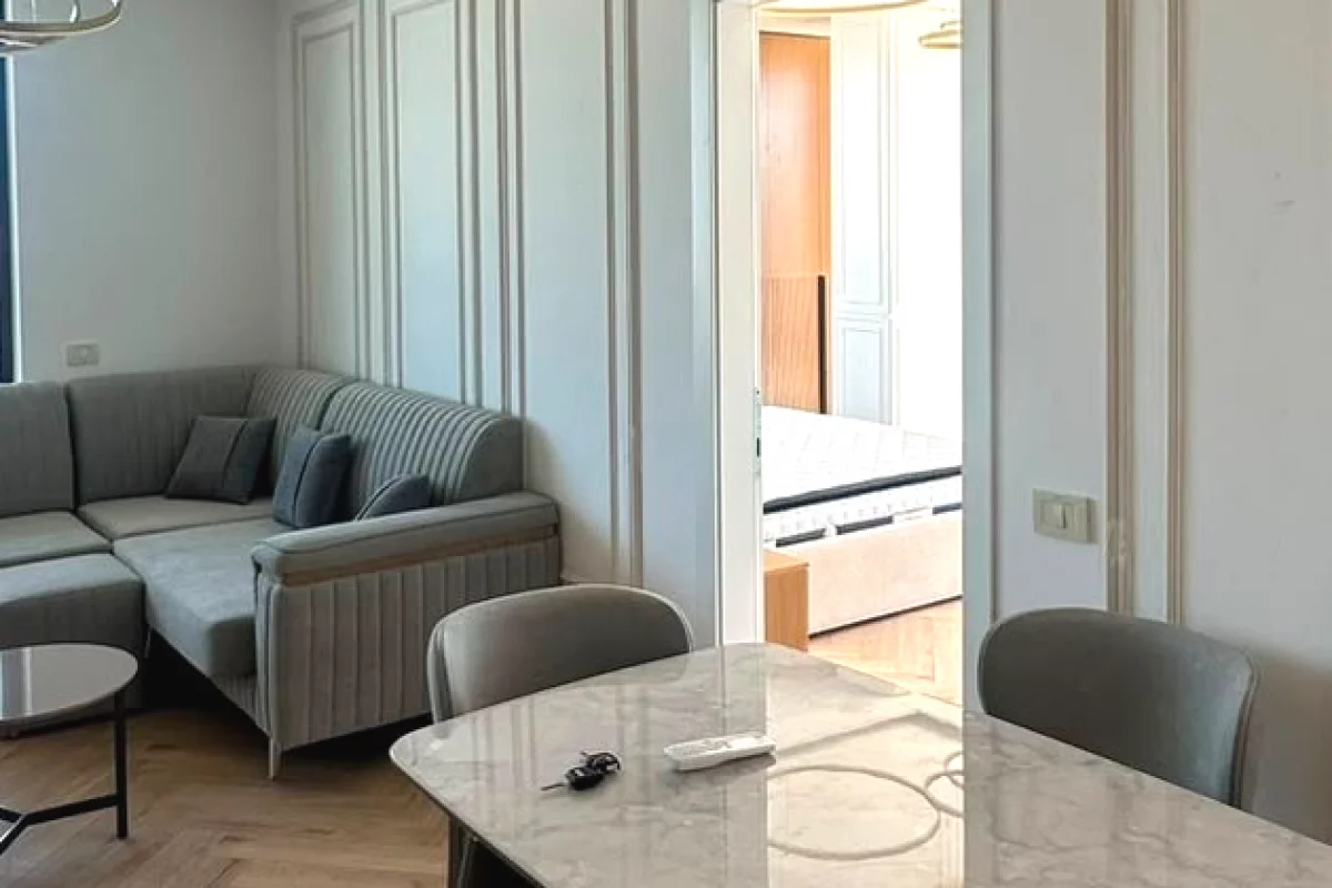 Shtepi me qera Apartament ne Tirane, 2+1, Mobilimi E mobiluar, Pagesa 1,100  Euro.