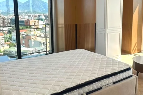 Shtepi me qera Apartament ne Tirane, 2+1, Mobilimi E mobiluar, Pagesa 1,100  Euro.