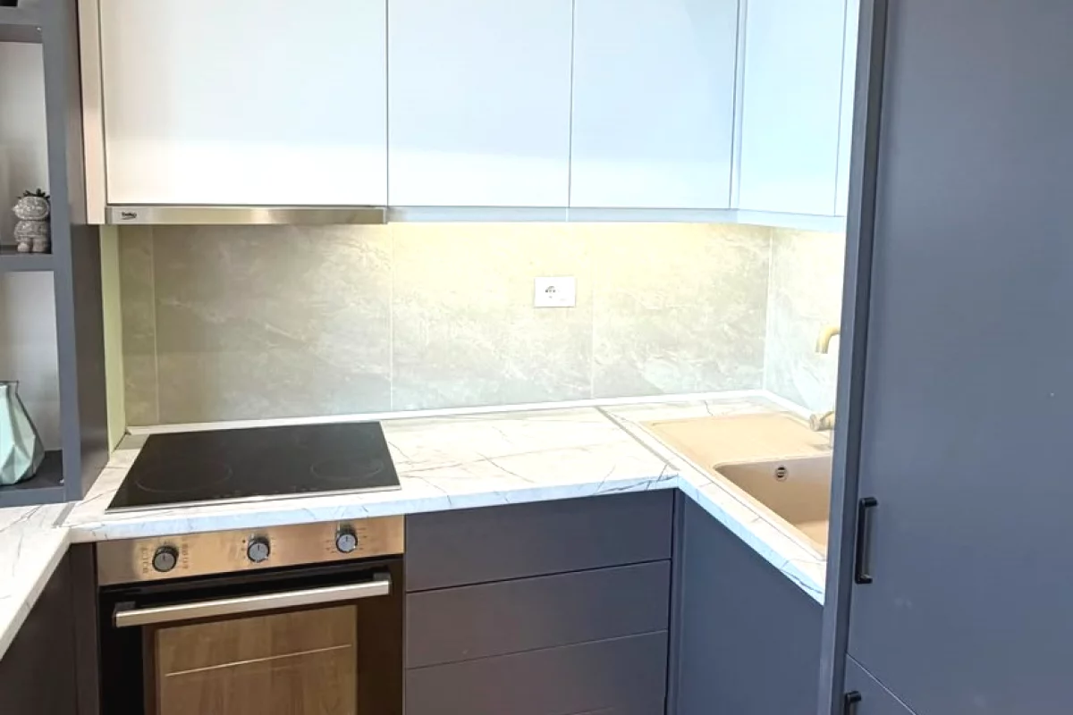 Shtepi ne shitje Apartament ne Tirane, 2+1, Mobilimi E mobiluar, Pagesa 225,000  Euro.