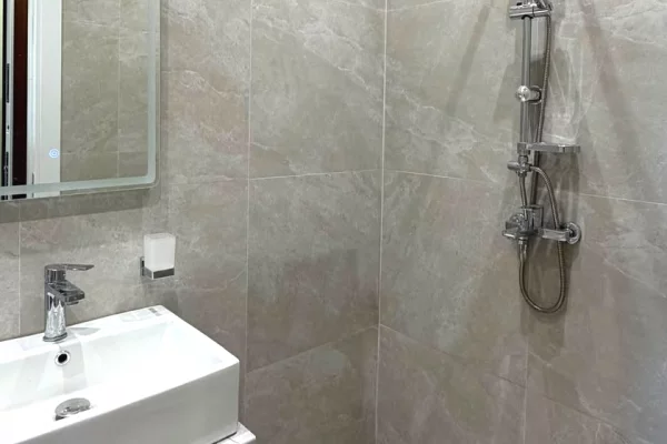 Shtepi ne shitje Apartament ne Tirane, 2+1, Mobilimi E mobiluar, Pagesa 225,000  Euro.