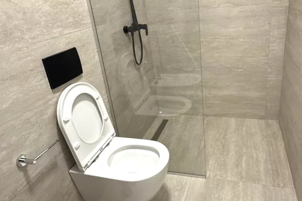 Shtepi me qera Apartament ne Tirane, 2+1, Mobilimi E mobiluar, Pagesa 1,800  Euro.